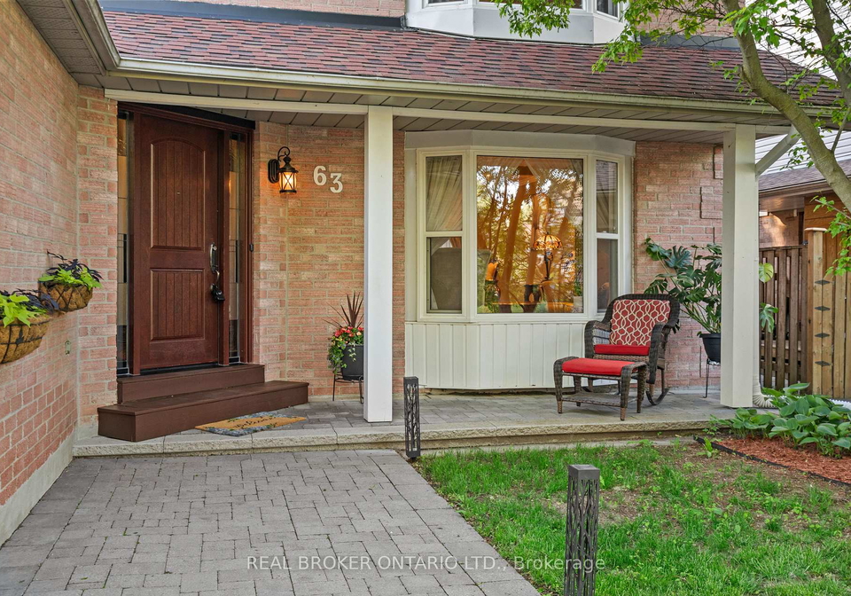 63-haskell-crescent-aurora-ontario-n13209932