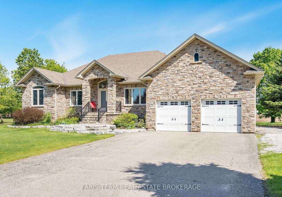 30-fisher-drive-adjala-tosorontio-ontario-n13210178