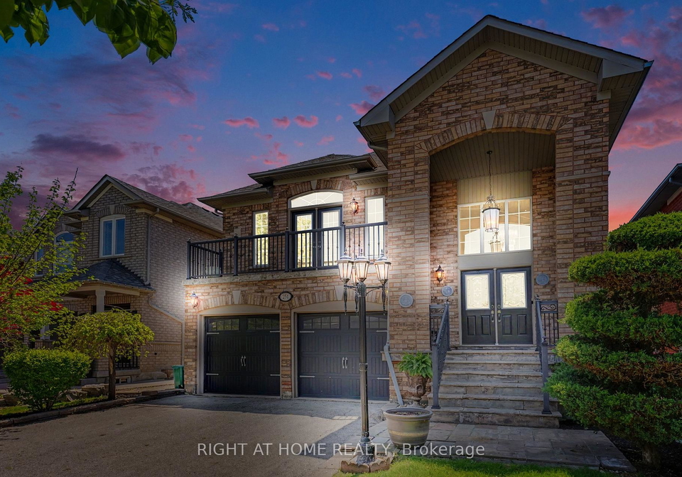 251-sonoma-boulevard-vaughan-ontario-n13210236