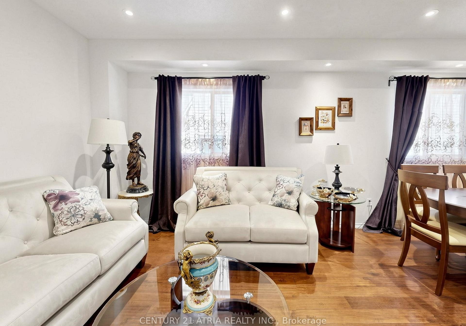 122-fadine-road-newmarket-ontario-n13210238