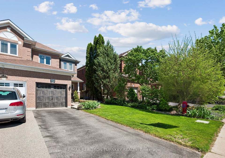 142-denise-circle-newmarket-ontario-n13210912