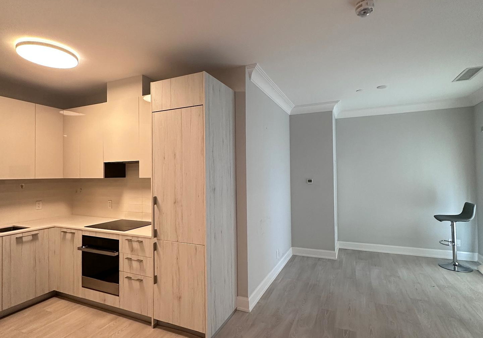 38-water-walk-drive-e-markham-ontario-n13210956