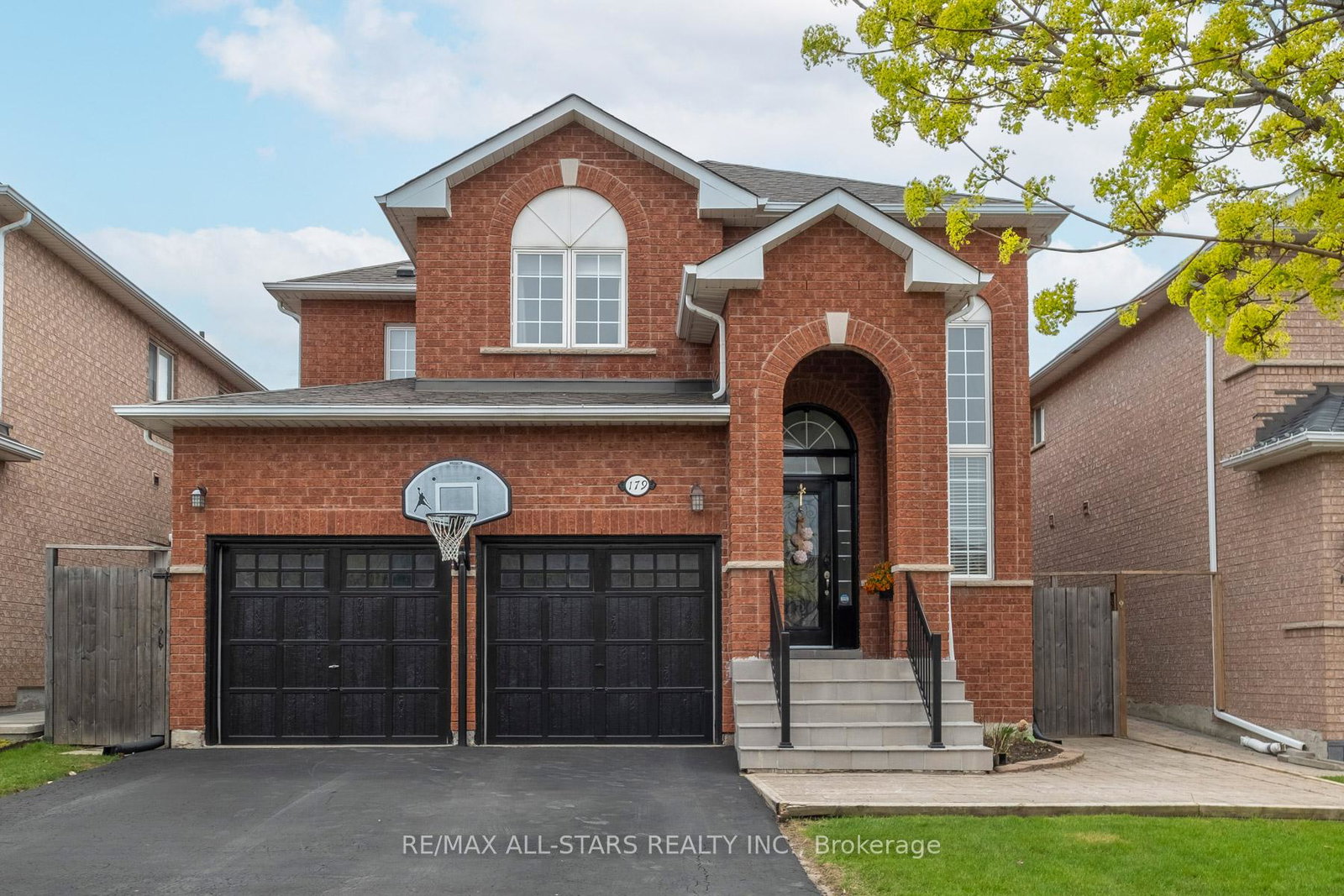 179-drummond-drive-vaughan-ontario-n13211112