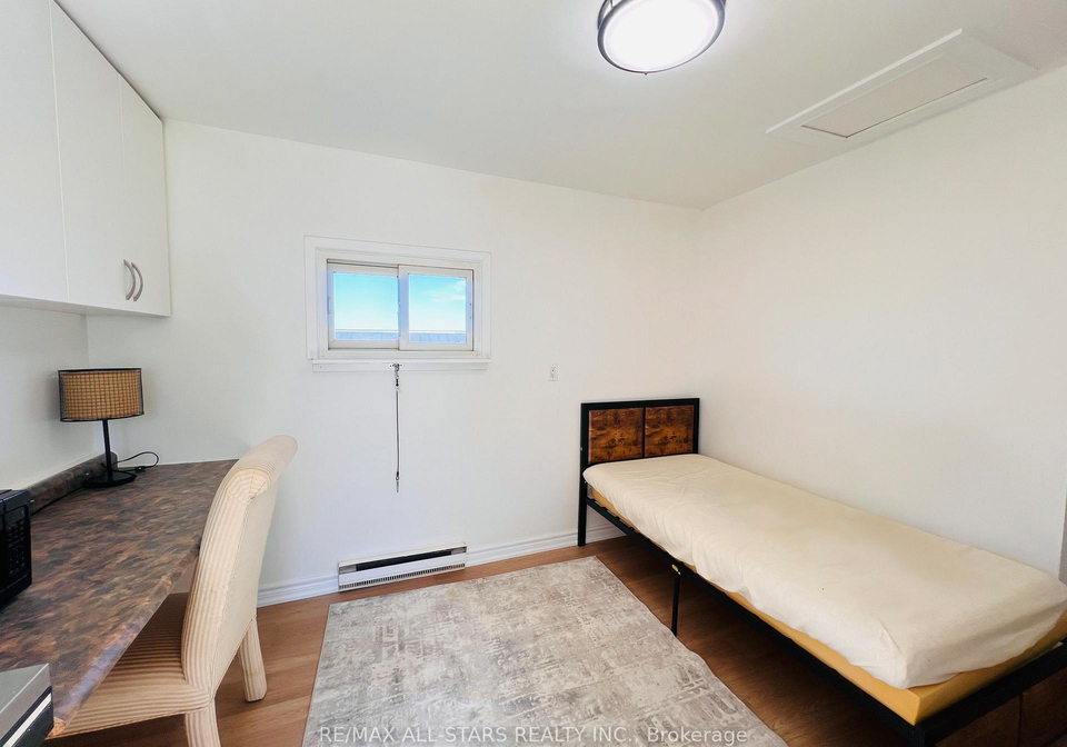 25607-woodbine-avenue-georgina-ontario-n13211422