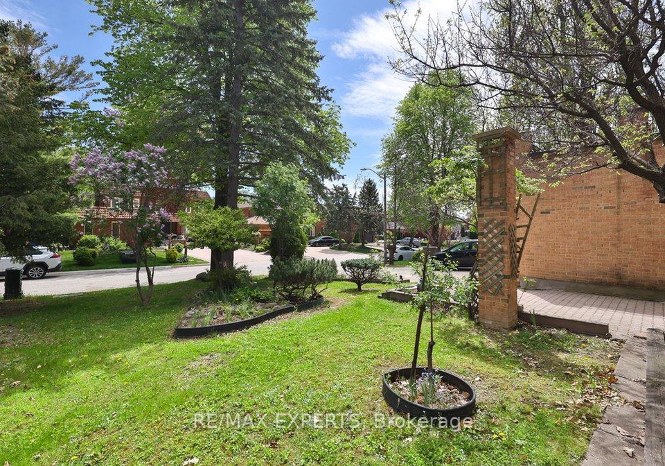 38-colton-crescent-s-vaughan-ontario-n13211720