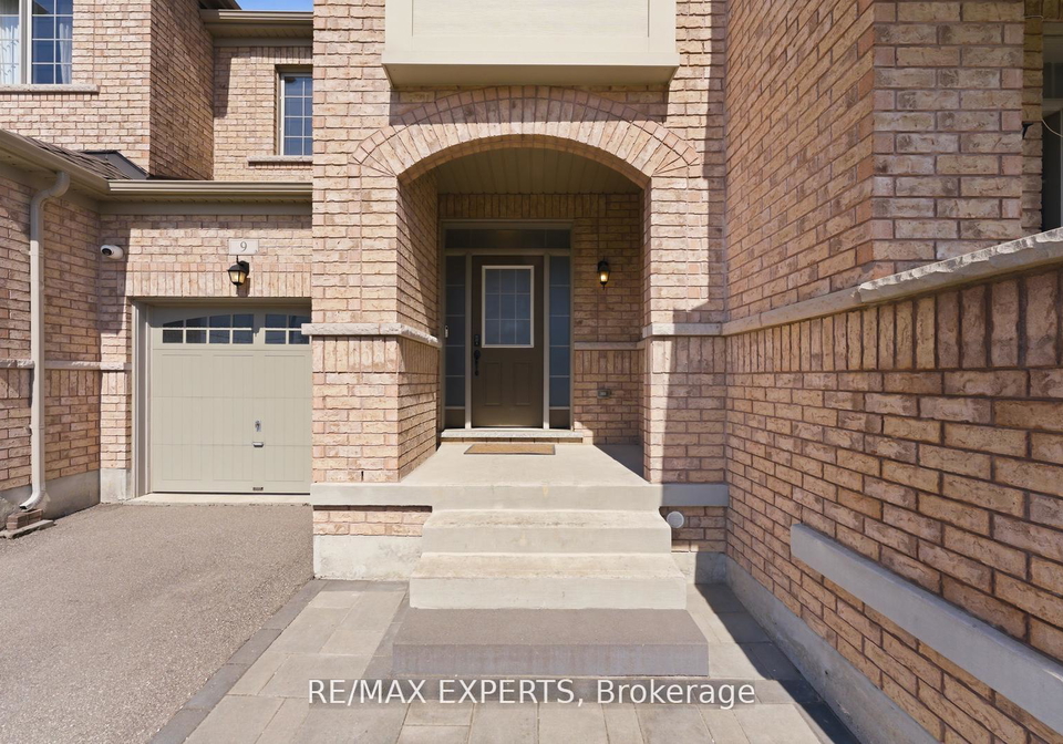 9-port-arthur-crescent-richmond-hill-ontario-n13212872