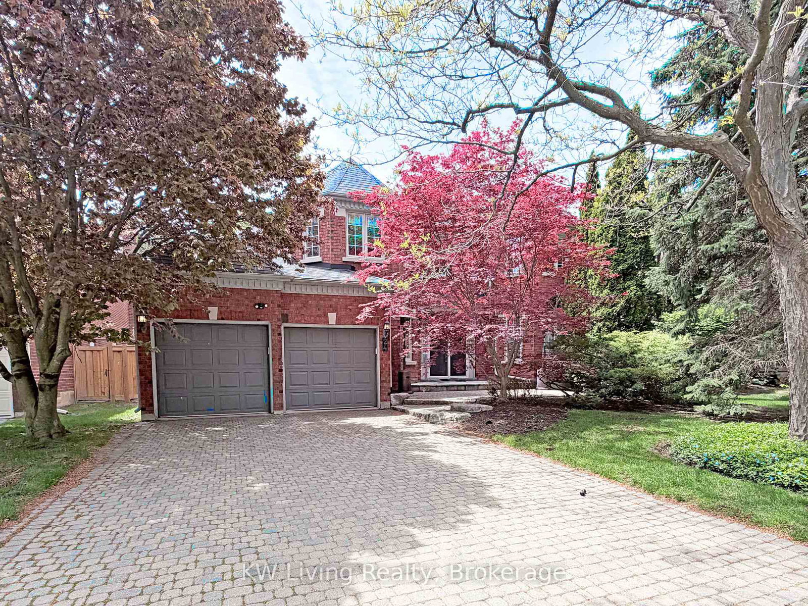 24-highview-crescent-richmond-hill-ontario-n13212960