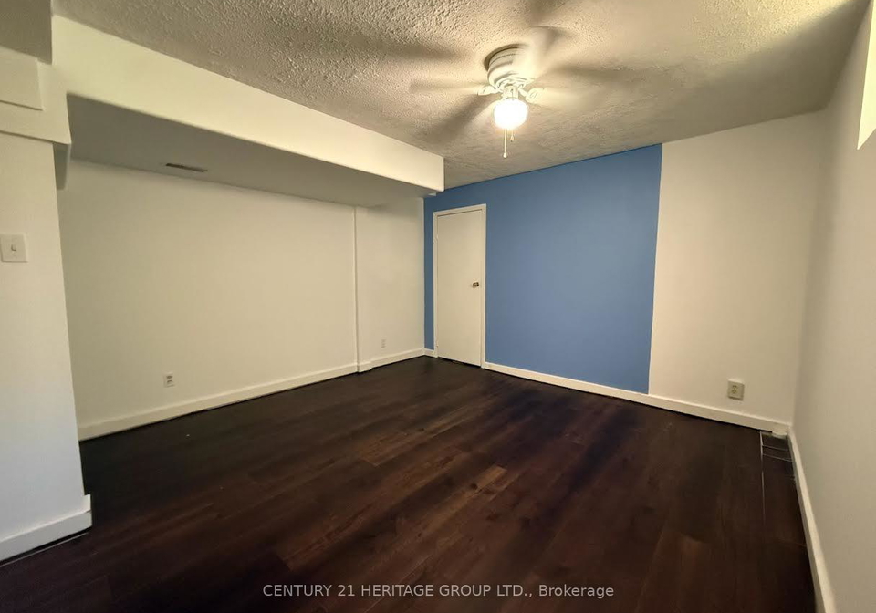 927-srigley-street-newmarket-ontario-n13213736