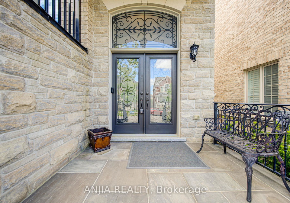 64-frederick-stamm-crescent-markham-ontario-n13213838