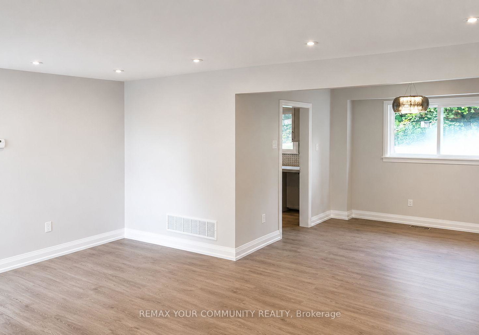 77-beswick-drive-newmarket-ontario-n13214786