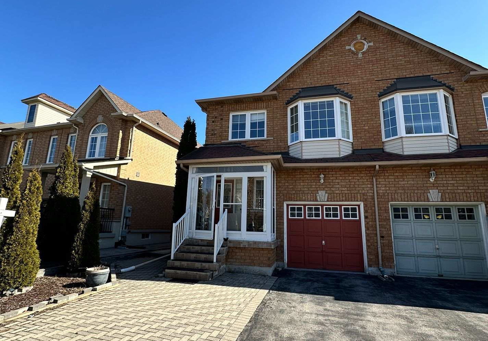 141-foxchase-avenue-vaughan-ontario-n13214968