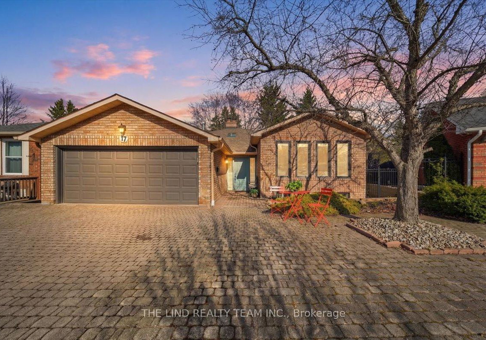 17-april-gardens-aurora-ontario-n13215856
