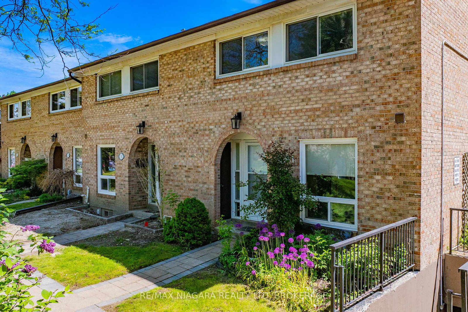 1-wootten-way-s-markham-ontario-n13216072