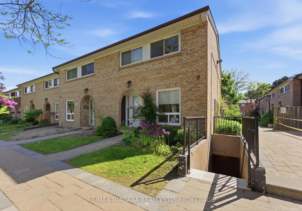 1-wootten-way-s-markham-ontario-n13216072