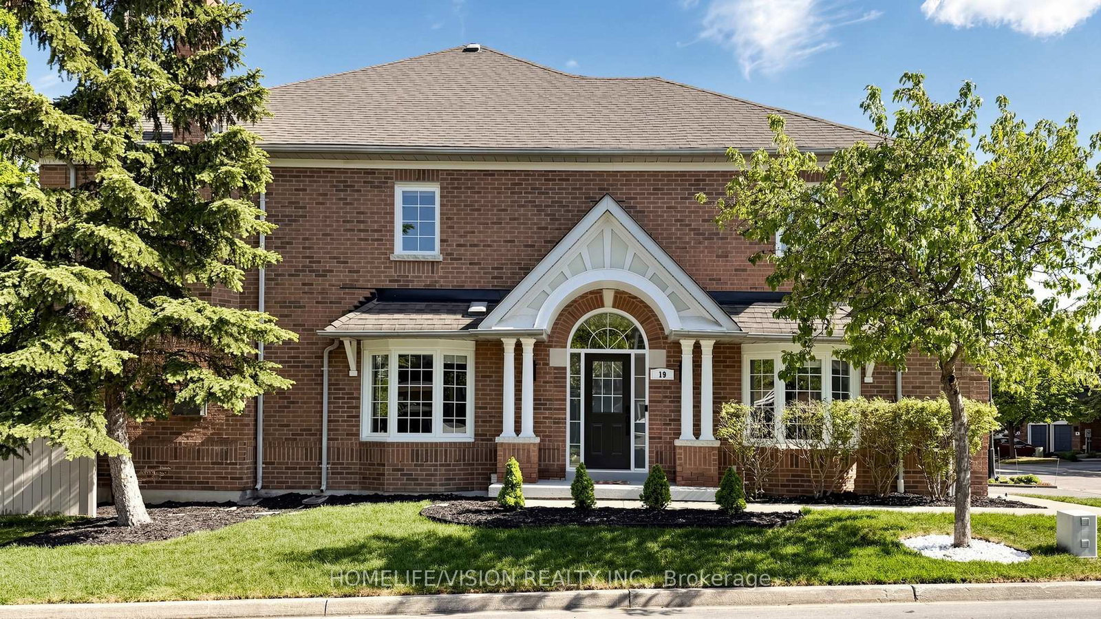 190-harding-boulevard-w-richmond-hill-ontario-n13216580