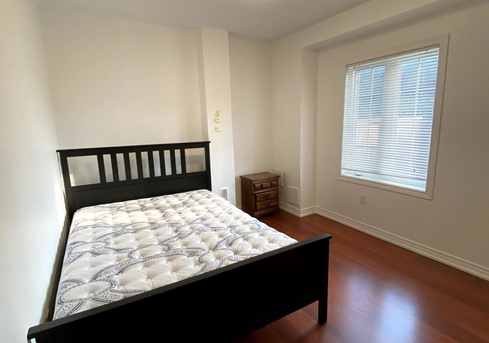 100-fred-mclaren-boulevard-markham-ontario-n13216658