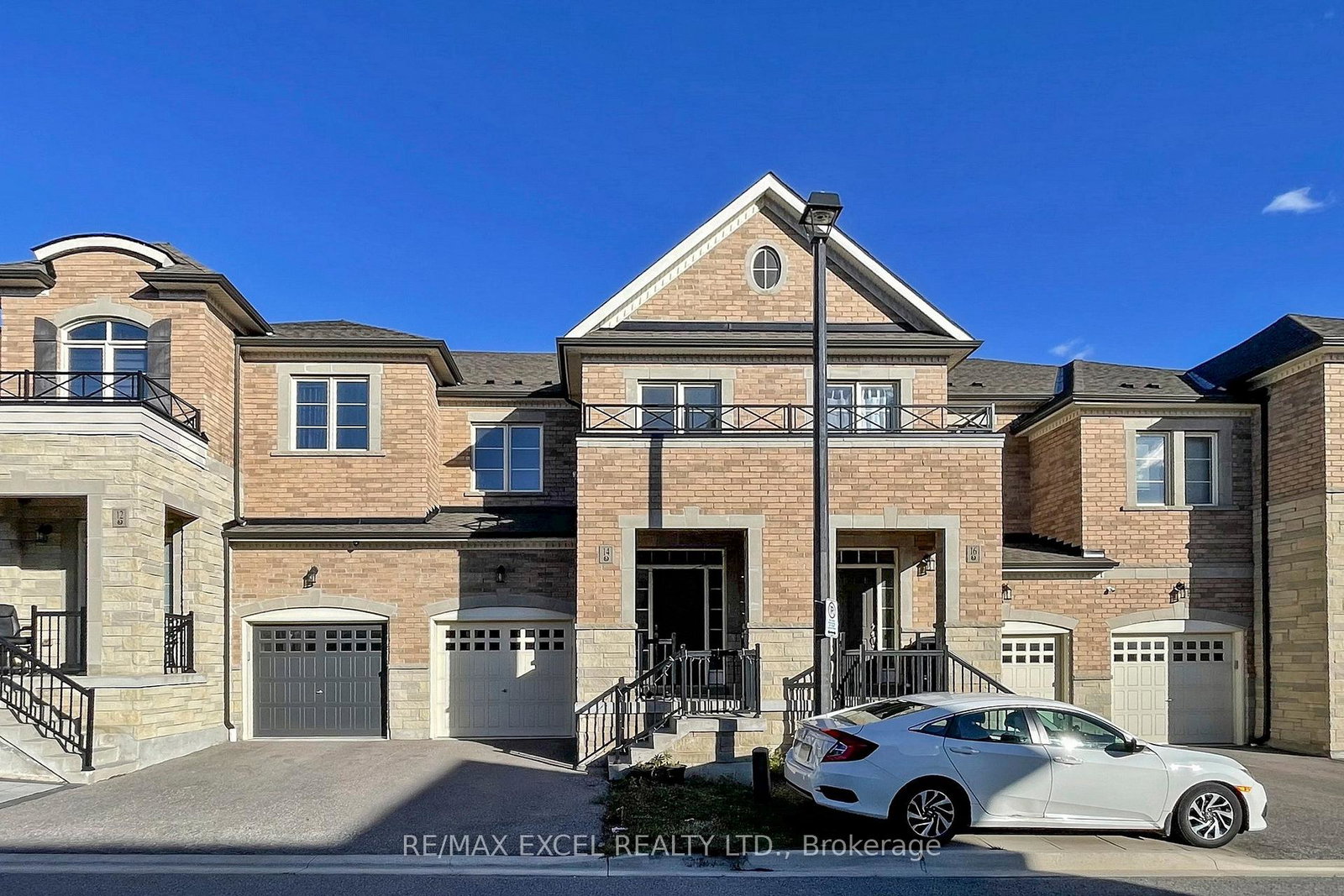 14-twinflower-lane-richmond-hill-ontario-n13216840