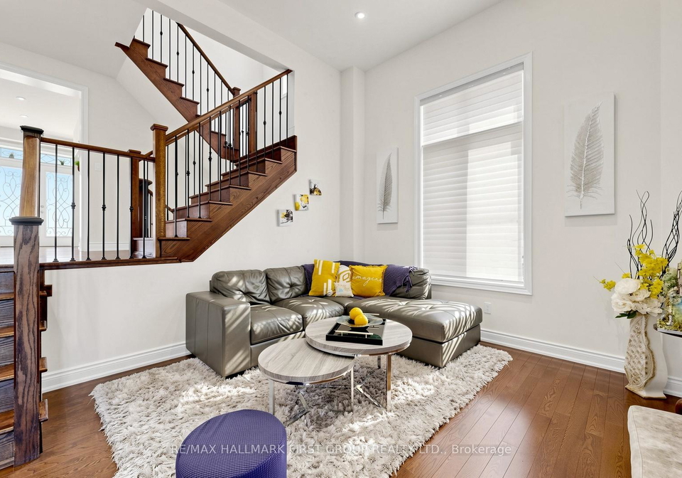 40-hackett-street-east-gwillimbury-ontario-n13217088