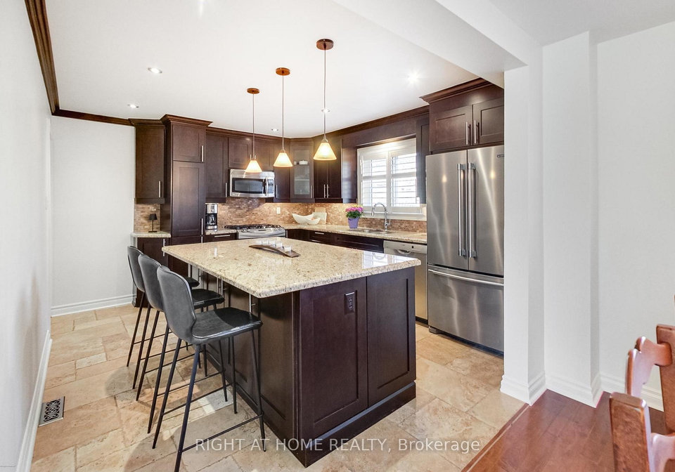 885-dales-avenue-newmarket-ontario-n13217562