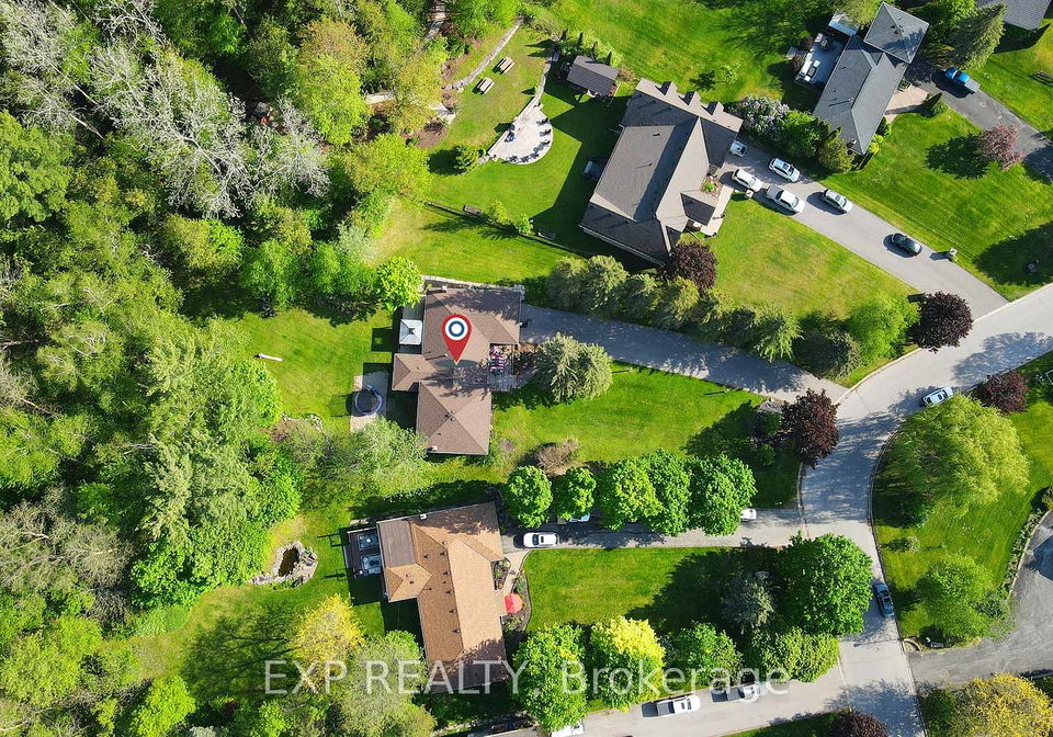 10-anchor-court-east-gwillimbury-ontario-n13217656