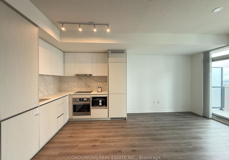 28-interchange-way-vaughan-ontario-n13218146