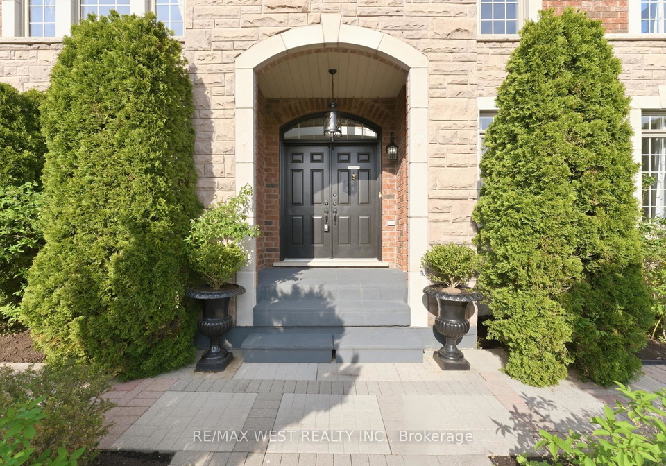 127-ozner-crescent-vaughan-ontario-n13218600