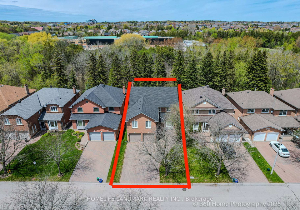 24-loyal-blue-crescent-richmond-hill-ontario-n13218842