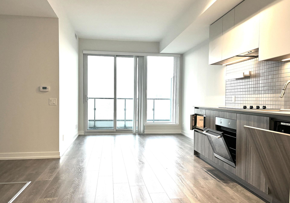 898-portage-parkway-vaughan-ontario-n13218856