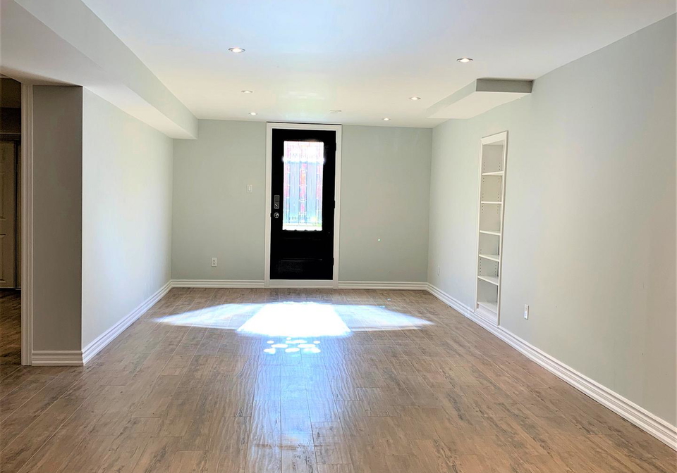 64-mary-elizabeth-crescent-markham-ontario-n13219074