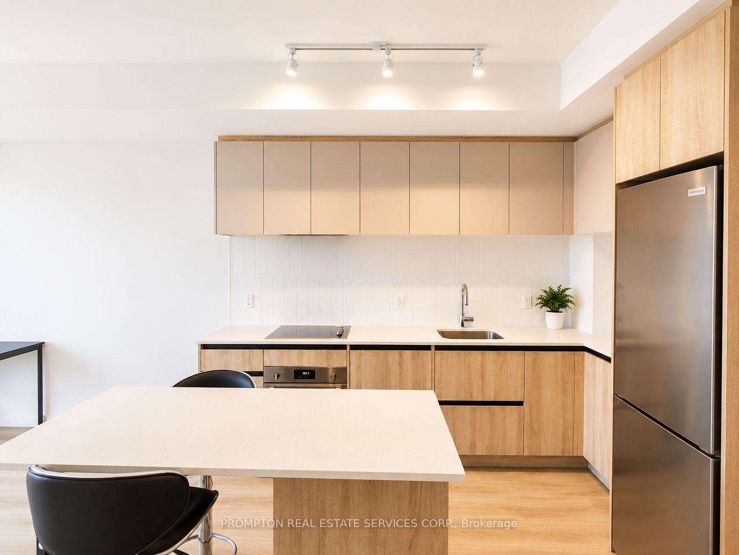 7950-bathurst-street-vaughan-ontario-n13219324
