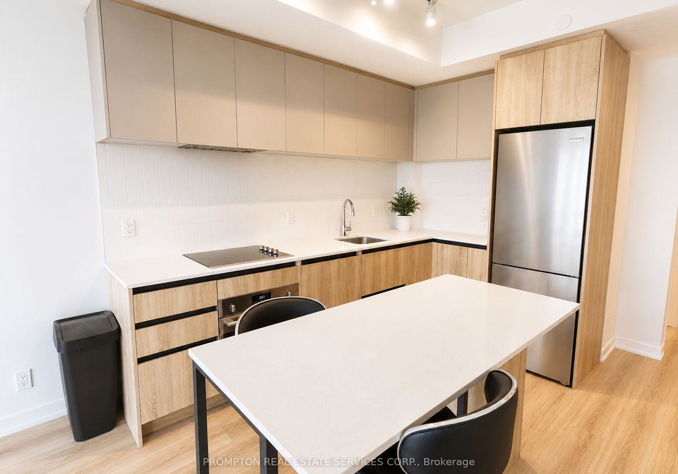 7950-bathurst-street-vaughan-ontario-n13219324