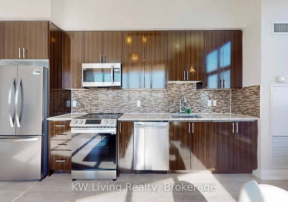 7161-yonge-street-markham-ontario-n13219406