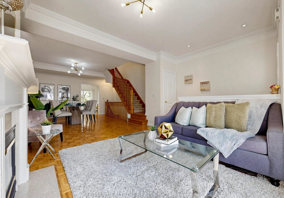 9133-bayview-avenue-richmond-hill-ontario-n13219408