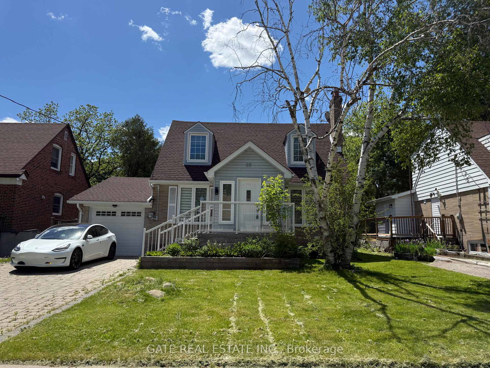 88-lawrence-avenue-richmond-hill-ontario-n13219558