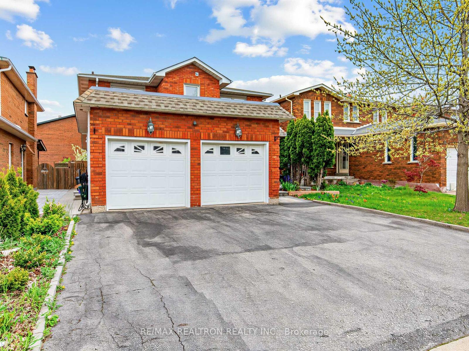 128-embassy-drive-vaughan-ontario-n13220810