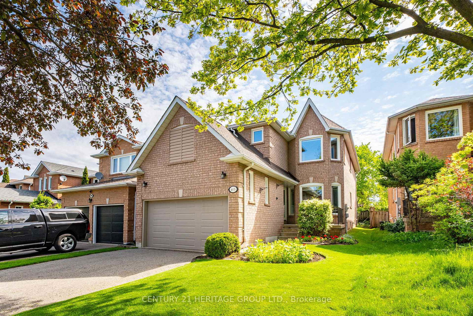 403-bartholomew-drive-newmarket-ontario-n13221016