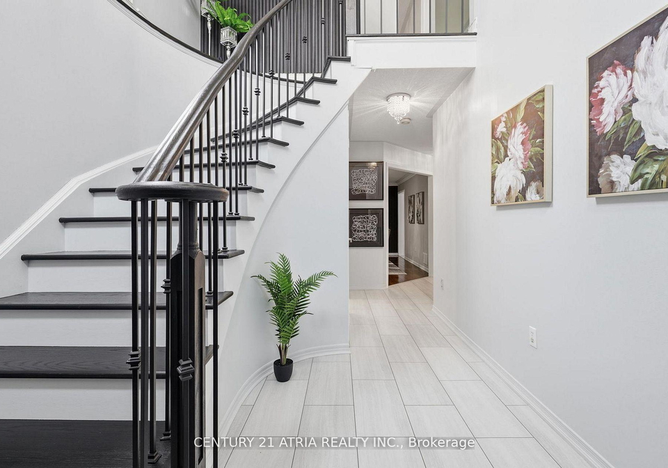 18-abbott-avenue-aurora-ontario-n13221746