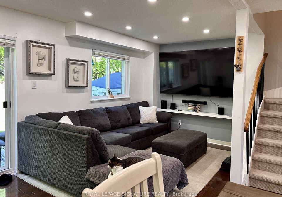 602-gibney-crescent-newmarket-ontario-n13222344