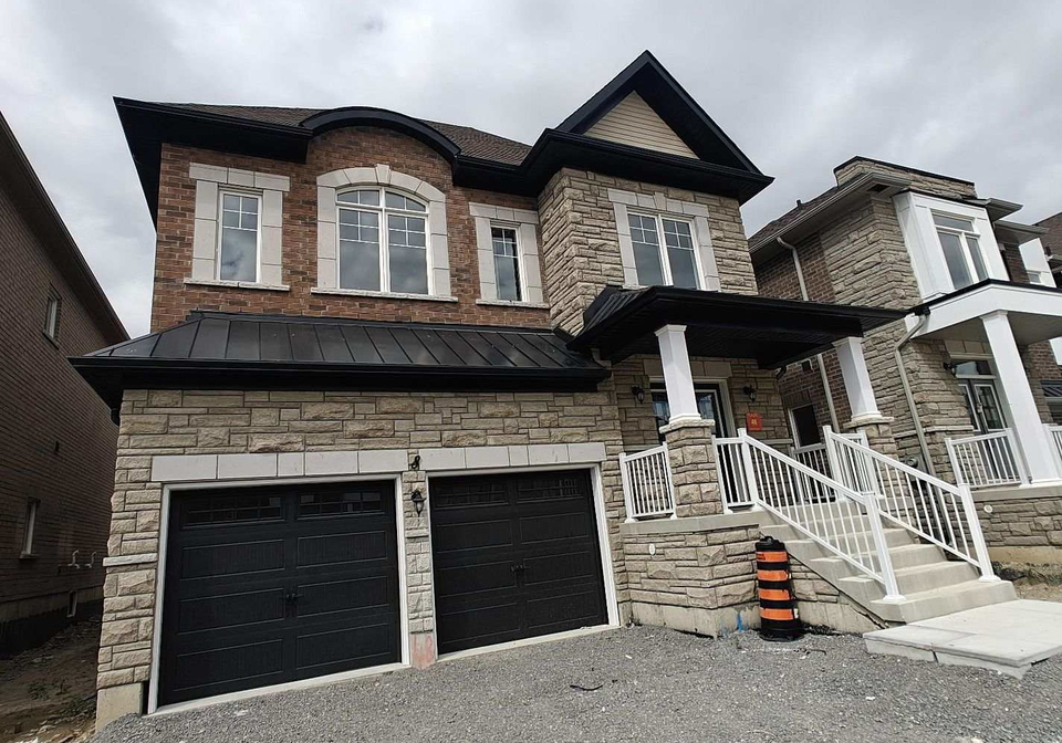 8-la-reine-avenue-richmond-hill-ontario-n13222658