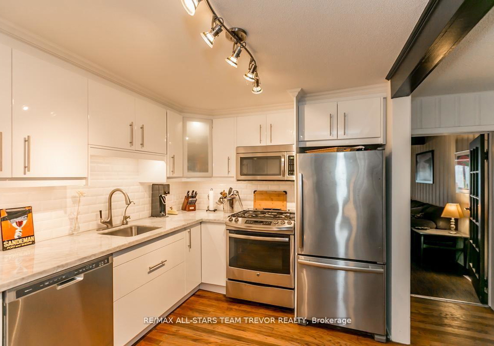 263-pleasant-boulevard-georgina-ontario-n13222726