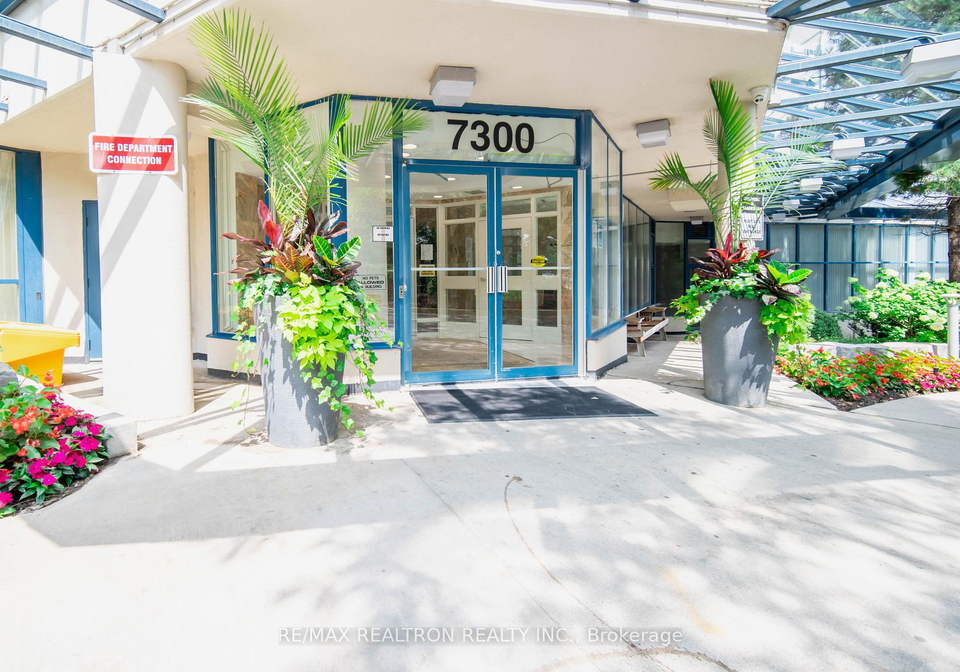 7300-yonge-street-vaughan-ontario-n13222920