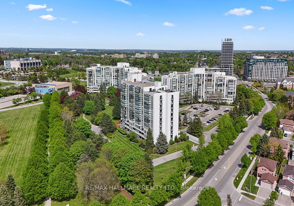 40-harding-boulevard-w-richmond-hill-ontario-n13223076