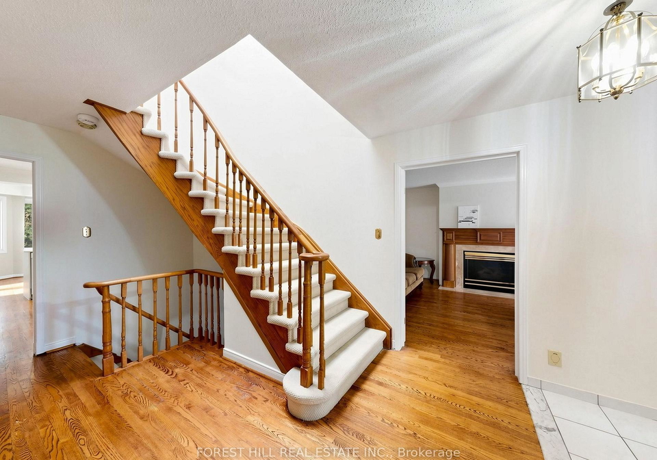 54-pennock-crescent-markham-ontario-n13224062