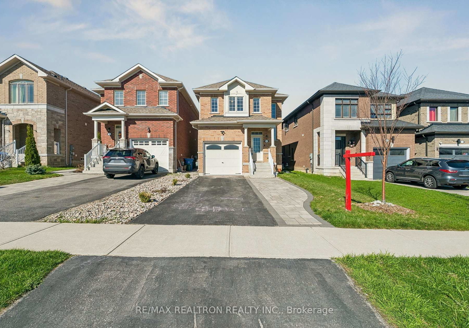494-ritas-avenue-newmarket-ontario-n13224094