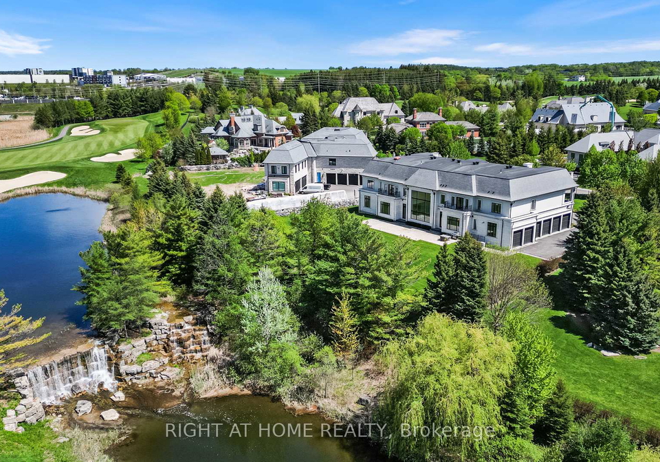 16-sironas-lane-aurora-ontario-n13225244