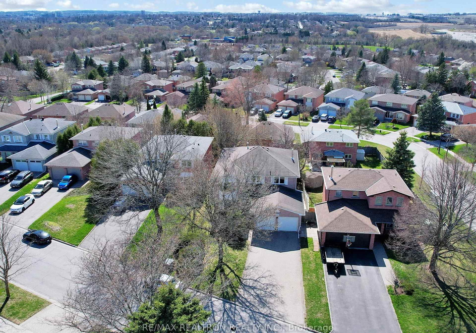426-herridge-circle-newmarket-ontario-n13225516