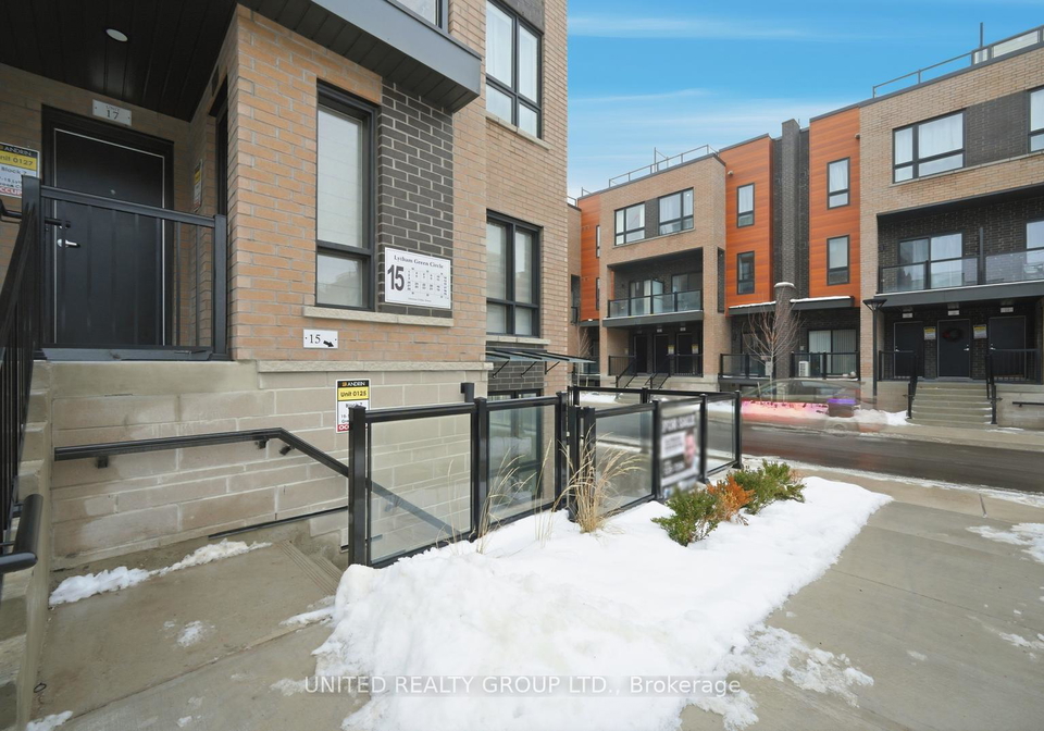 lytham-green-circle-newmarket-ontario-n13226424