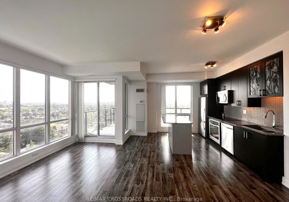 9088-yong-street-richmond-hill-ontario-n13227270