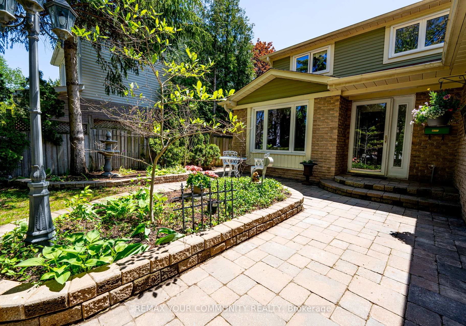 27-drumern-crescent-richmond-hill-ontario-n13227860