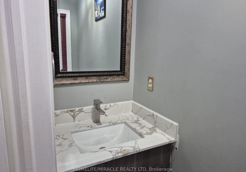 124-lindenshire-avenue-vaughan-ontario-n13227944